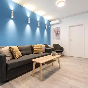 Apartamento Blue Design In Magheru, Bucarest