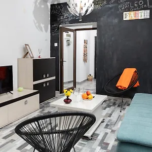 Apartment Old Deluxe - River View !, Bukarest