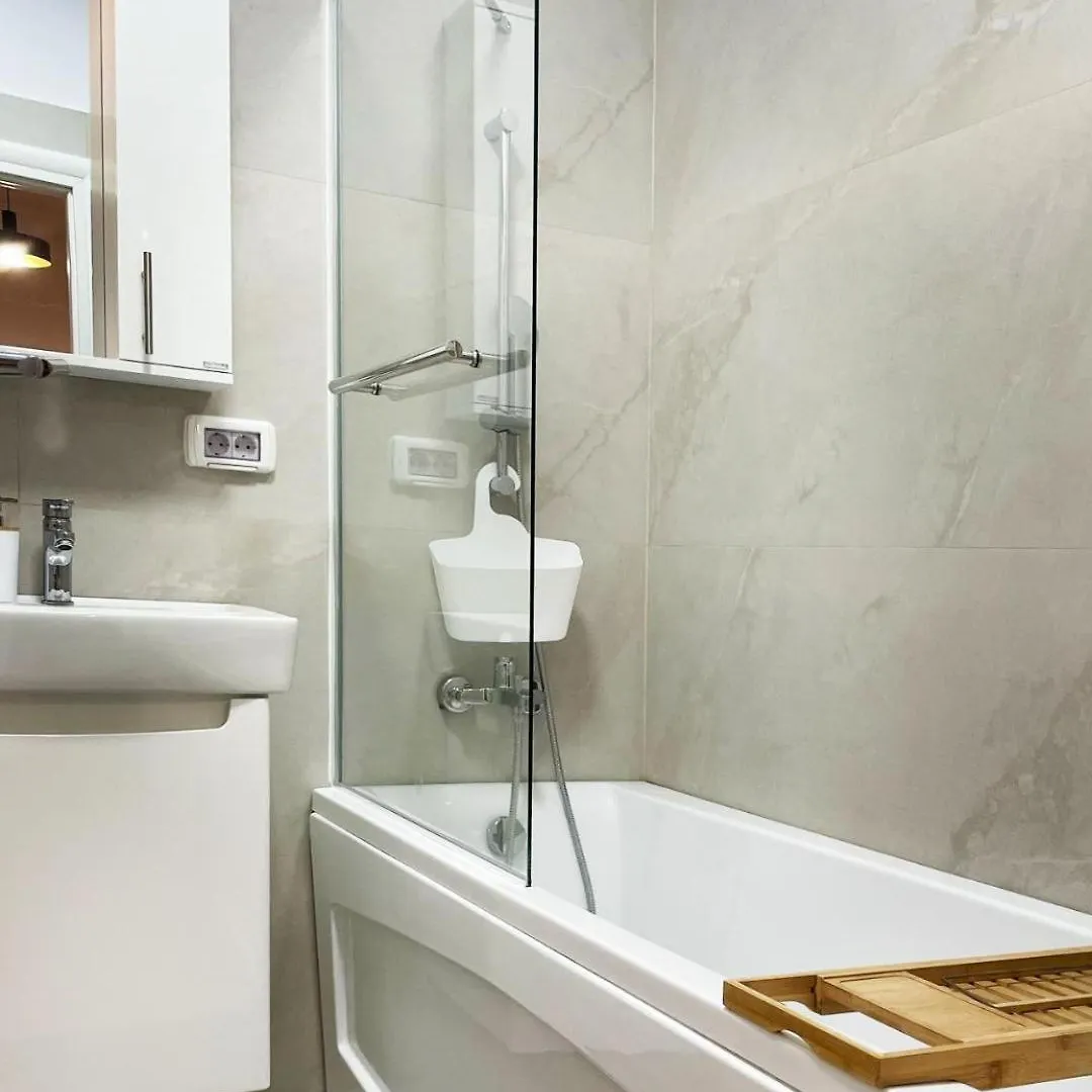 Relax And Cozy Studio Espresso And Private Parking Bukarest 0*,